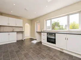 Osborne Close, KIDDERMINSTER thumb 3
