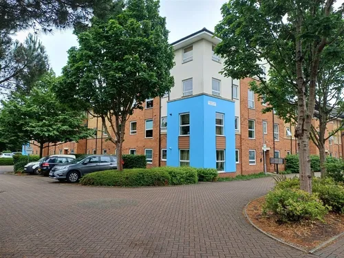 Admiralty Close, WEST DRAYTONphoto