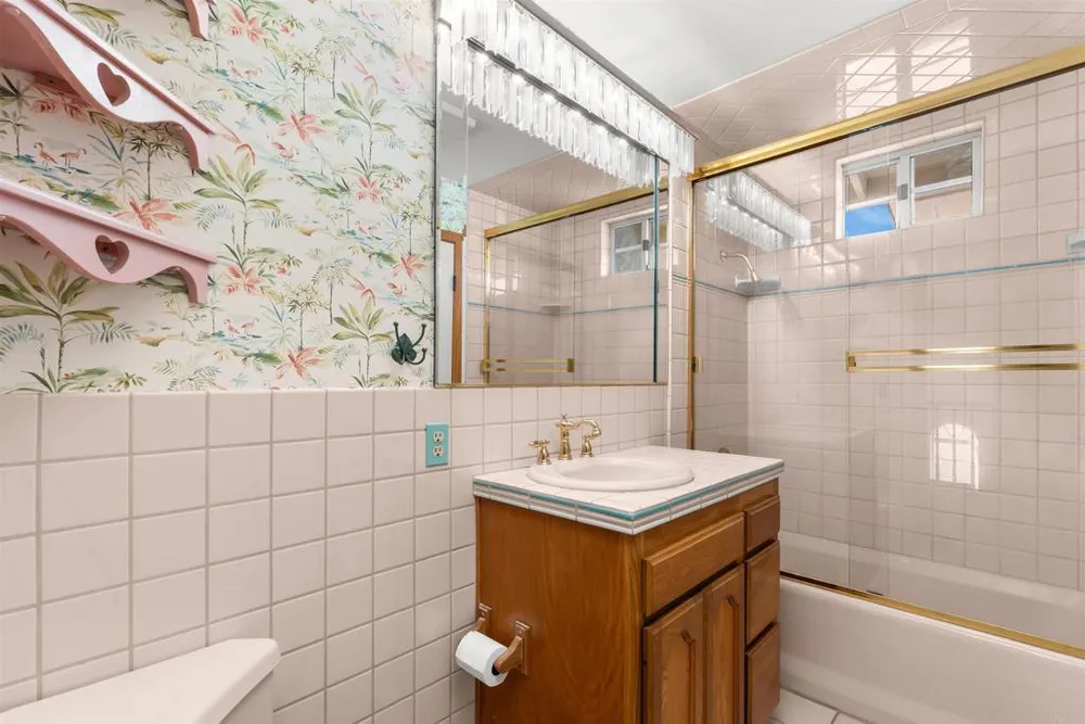 2731 Schenley Terrace, San Diego, CA 92122