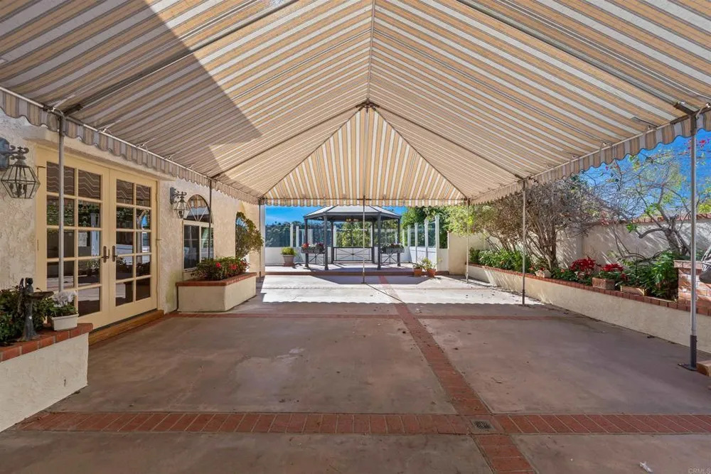 2731 Schenley Terrace, San Diego, CA 92122