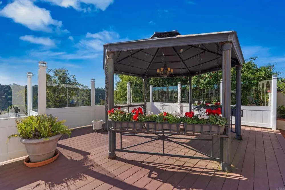 2731 Schenley Terrace, San Diego, CA 92122