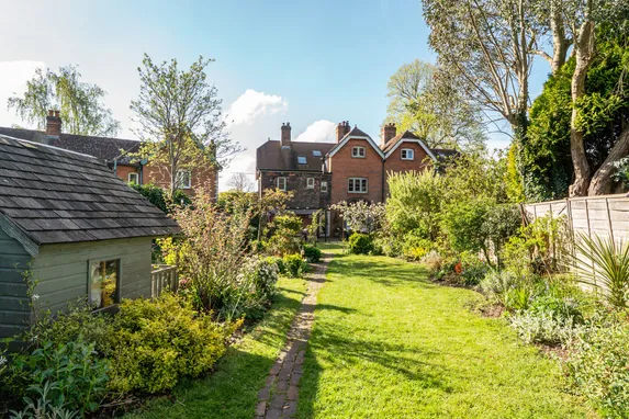 Loseley Lane, Liphook, GU30