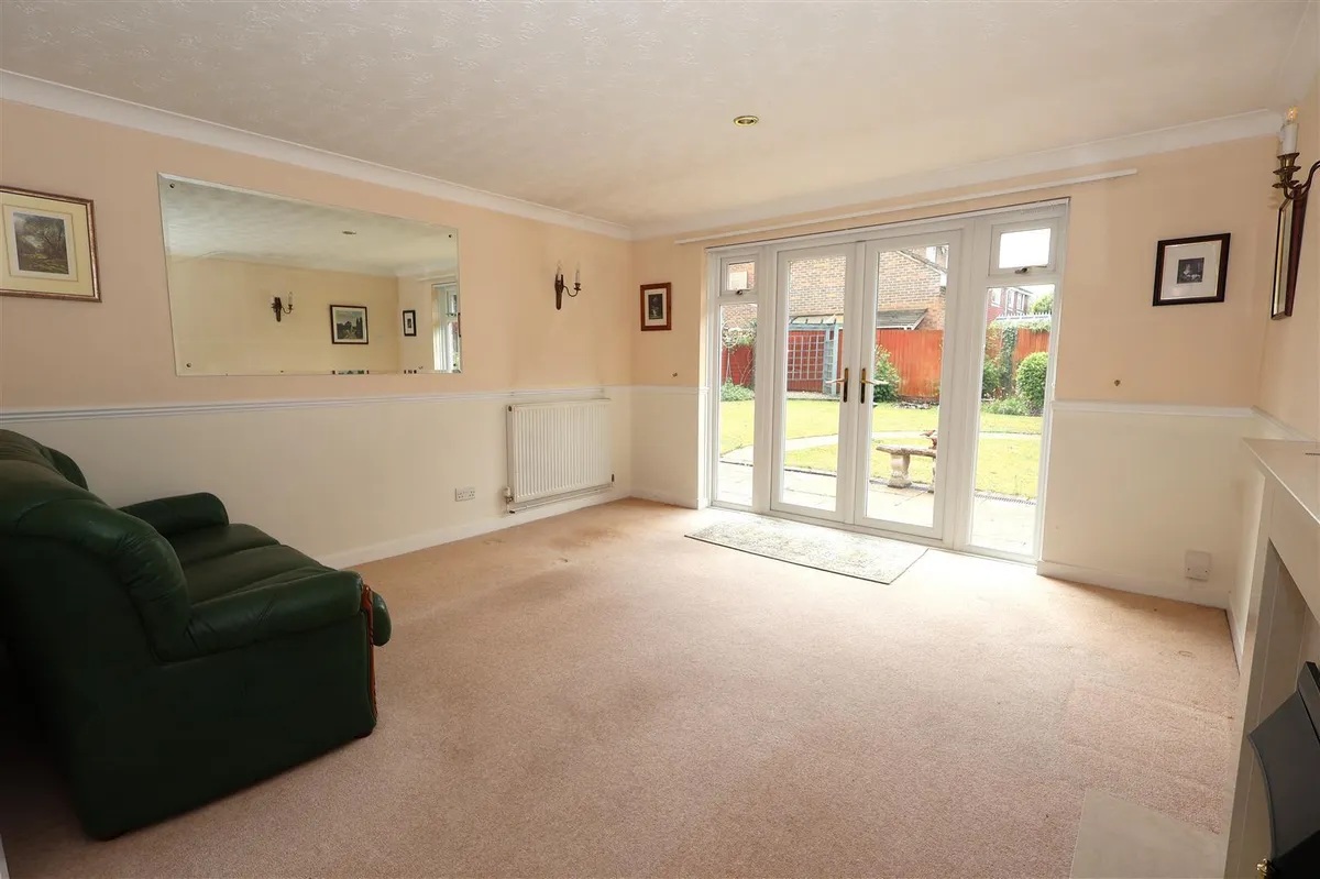 Hillfield Road, Hemel Hempstead, Hertfordshire, HP2 4AB