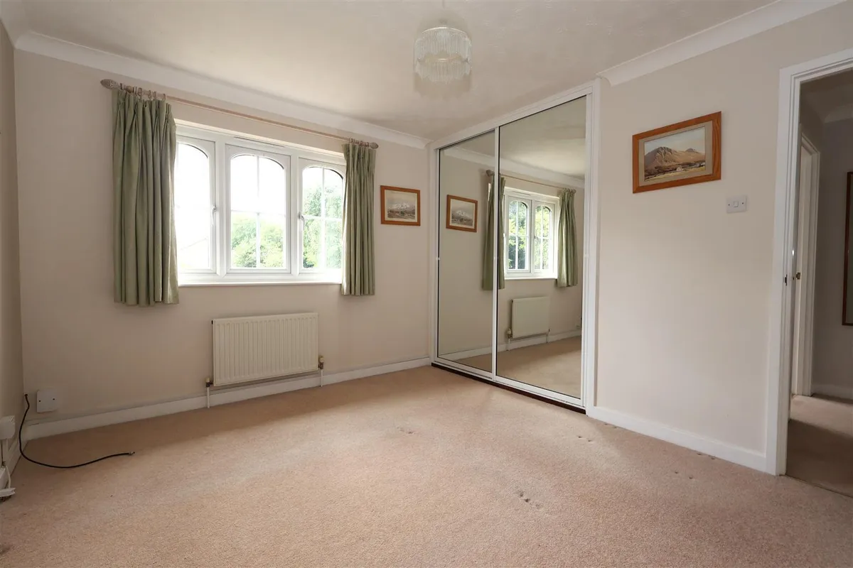 Hillfield Road, Hemel Hempstead, Hertfordshire, HP2 4AB