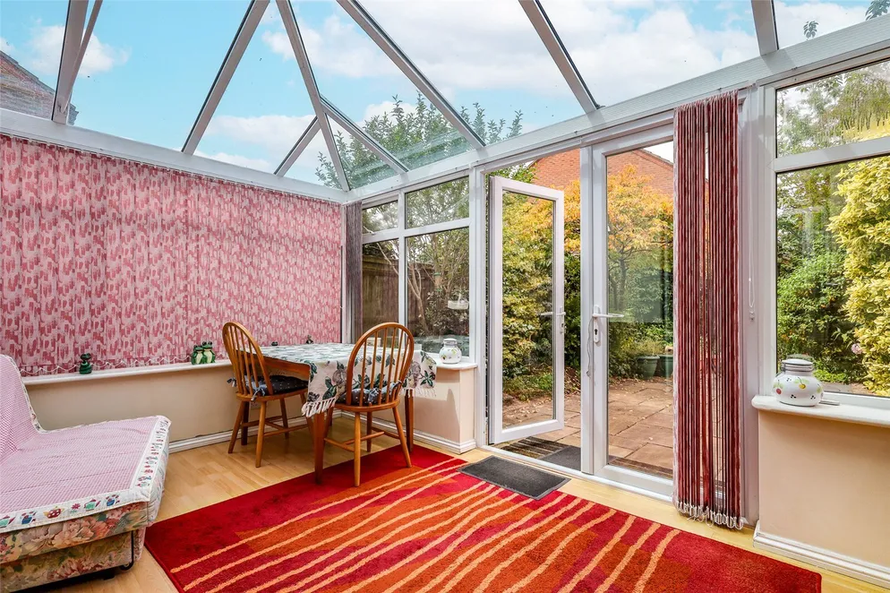 Property carousel item 11