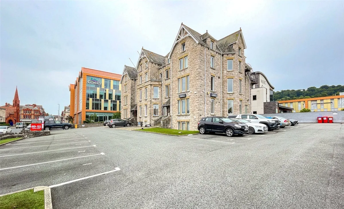 Commodore House, 51 Conway Road, Colwyn Bay, Conwy, LL29