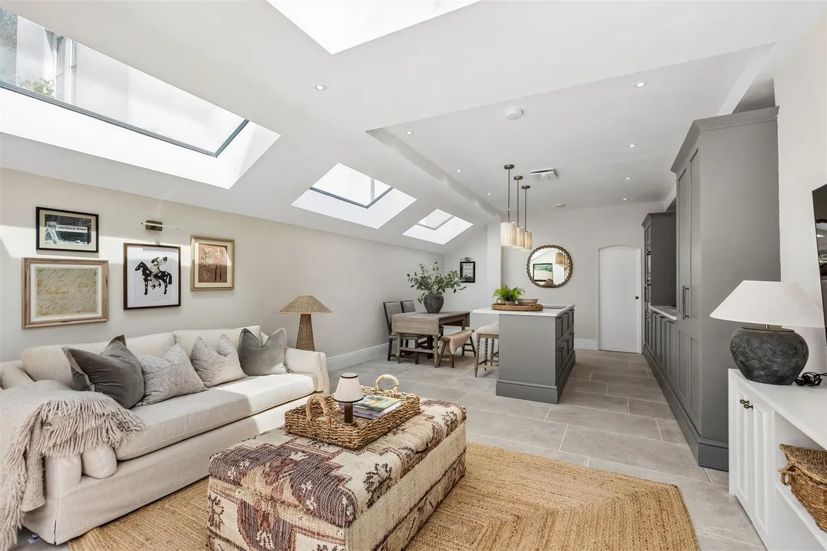 Lynton Road, London 6BL