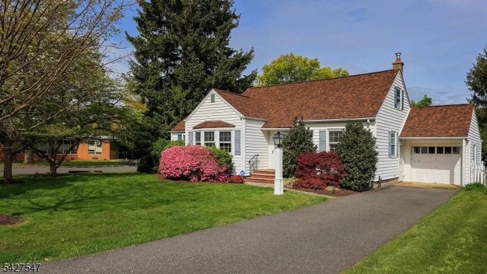 1 Roselle Ave, Cranford, NJ 07016