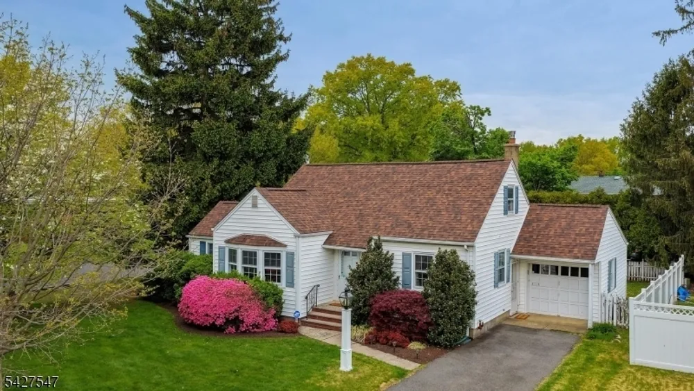 1 Roselle Ave, Cranford, NJ 07016