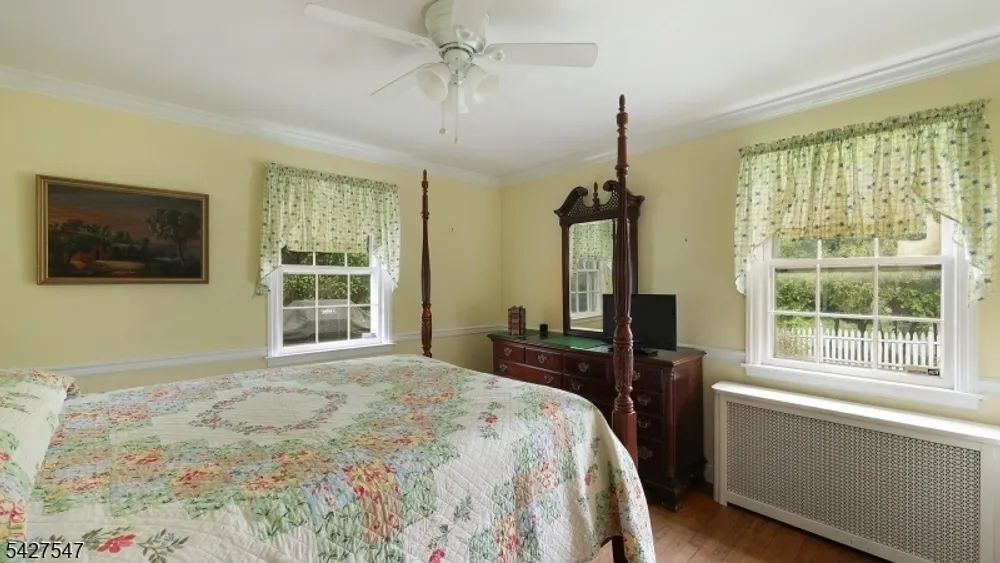 1 Roselle Ave, Cranford, NJ 07016