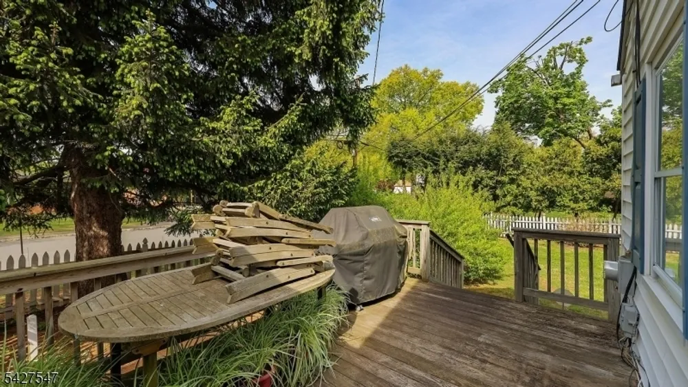 1 Roselle Ave, Cranford, NJ 07016