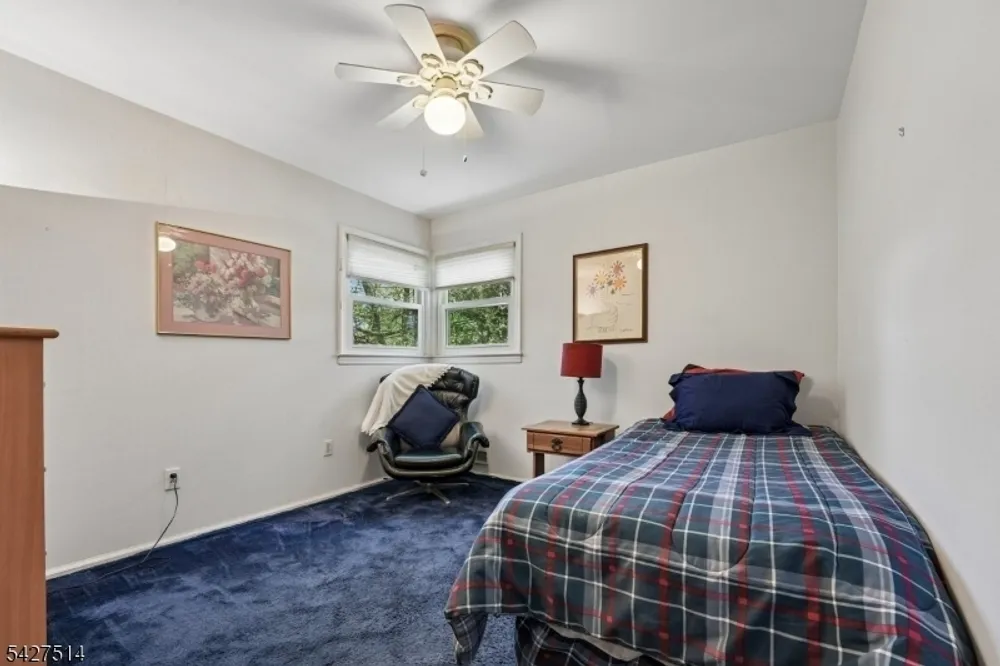 66 Warwick Circle, Springfield, NJ 07081