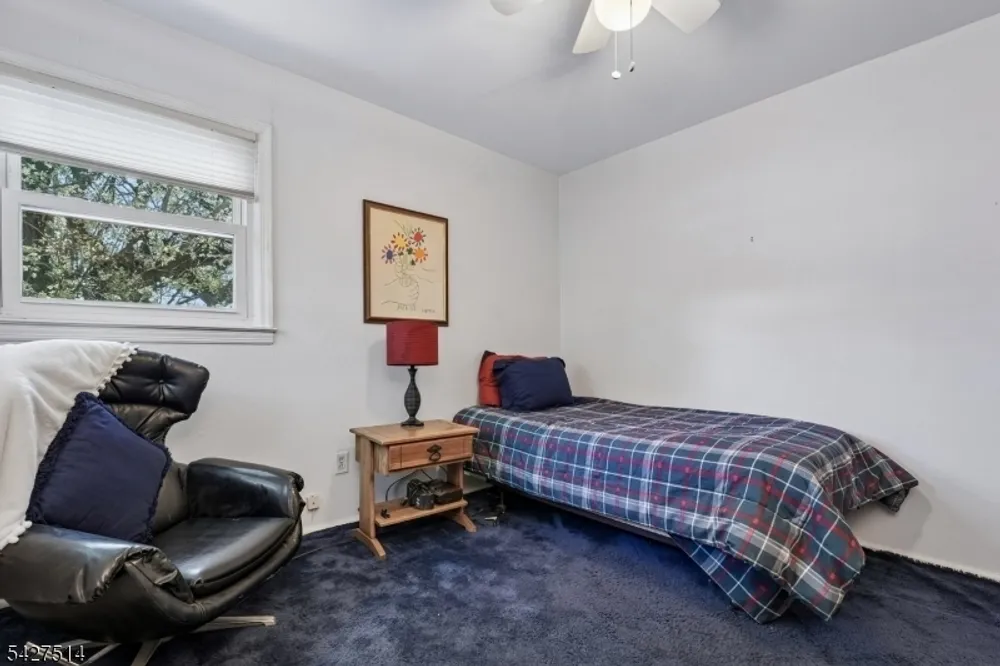 66 Warwick Circle, Springfield, NJ 07081