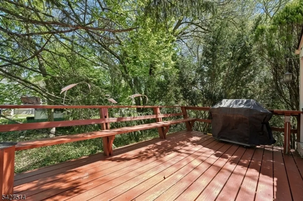 66 Warwick Circle, Springfield, NJ 07081