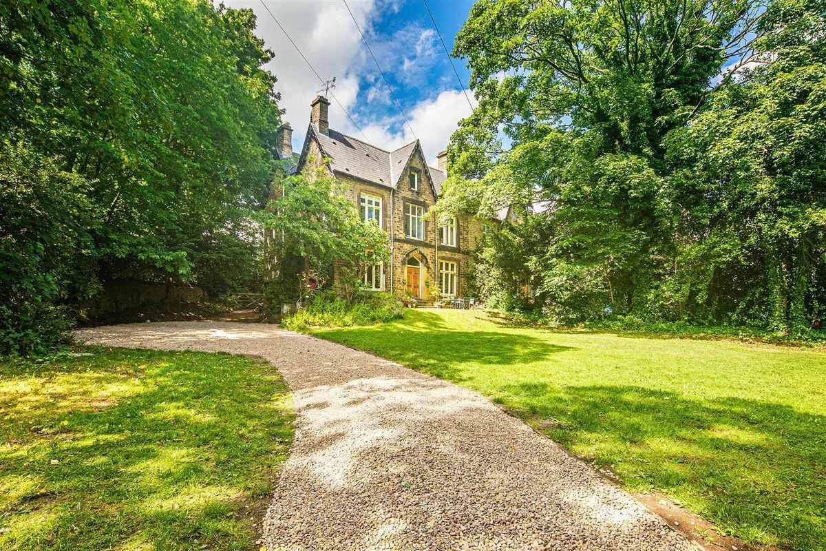 18 Priory Road, Nether Edge Village, S7 1LW