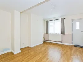 Seagate Terrace, Long Sutton, Spalding thumb 2