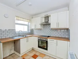 Seagate Terrace, Long Sutton, Spalding thumb 3