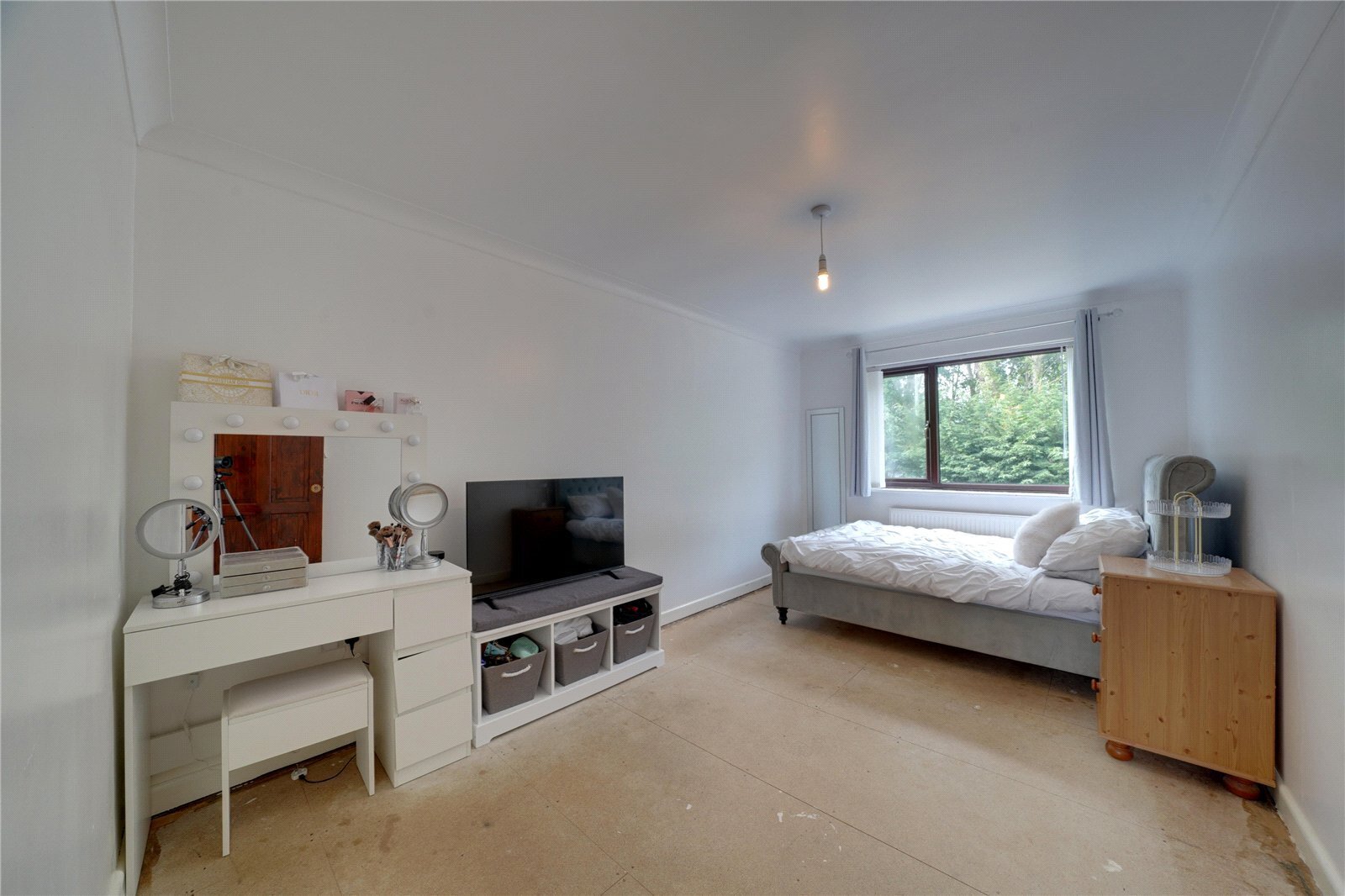 Mulberry Close, Mildenhall, Bury St. Edmunds, Suffolk, IP28 Image 6