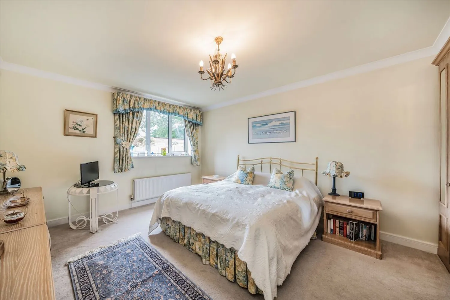 Oatlands Drive, Weybridge, KT13 photo 4