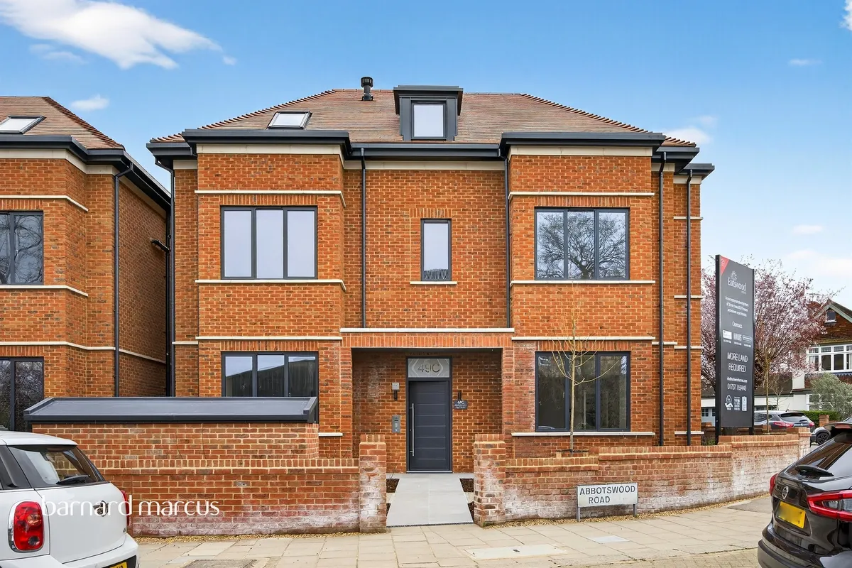 Abbotswood Road, London