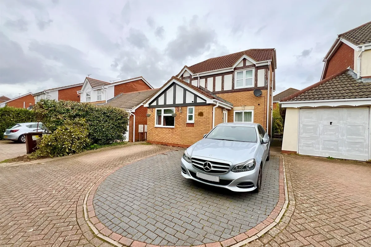 Copymoor Close, Wootton, Northampton