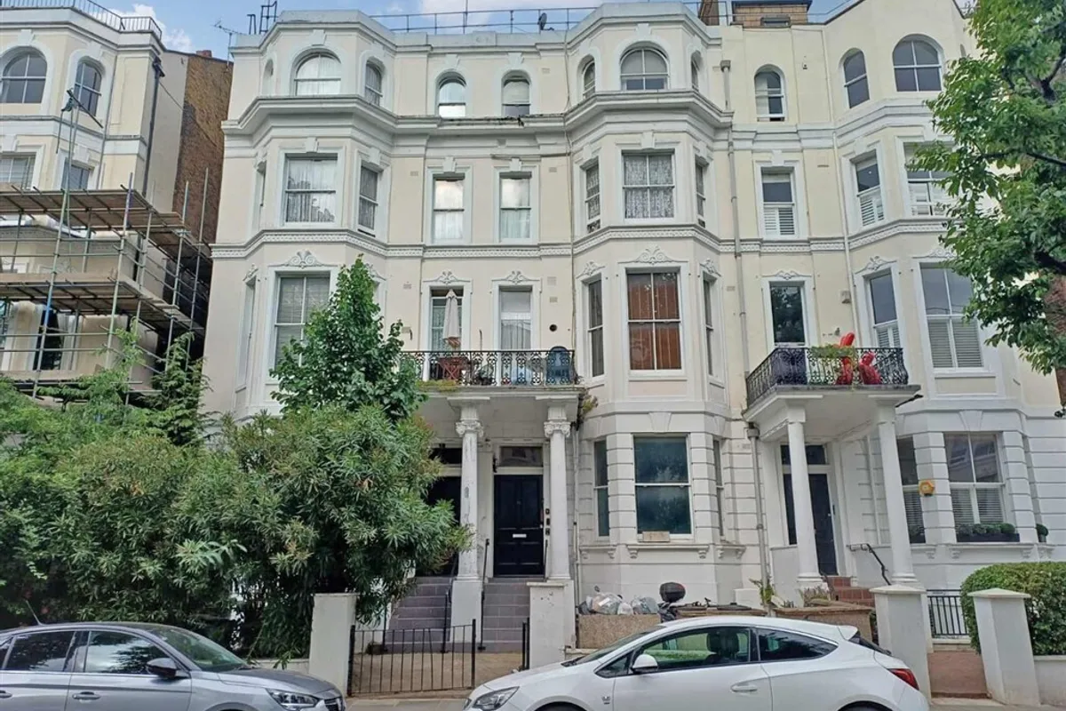 Colville Gardens, London