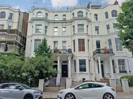Colville Gardens, London photo