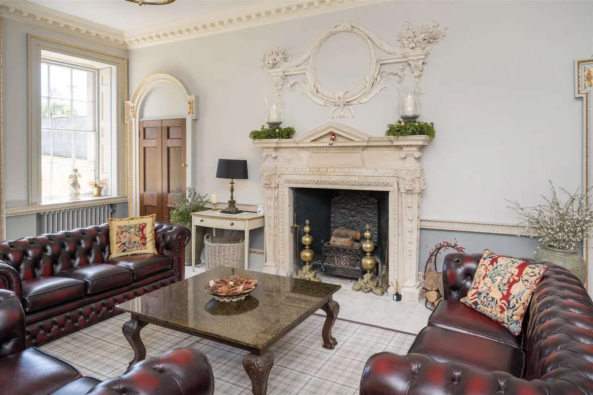 Wadworth Hall, Wadworth