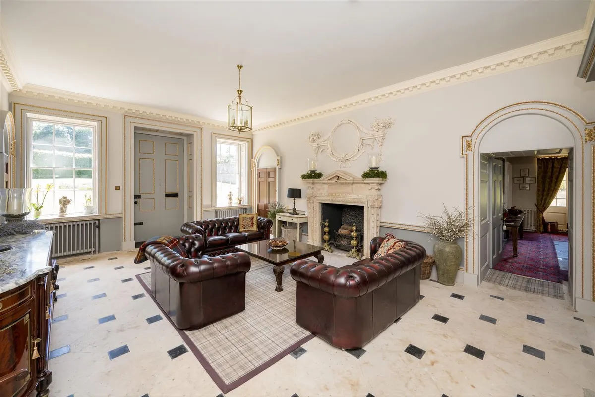Wadworth Hall, Wadworth