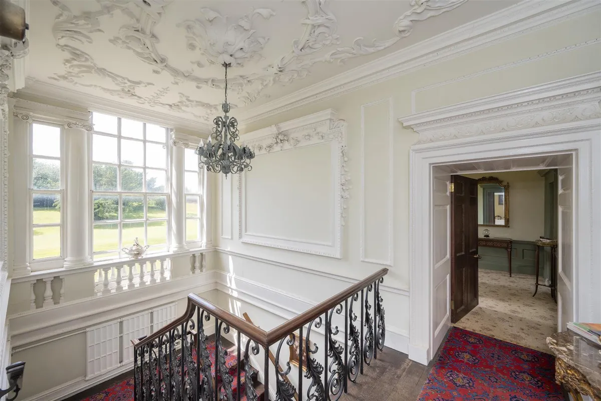 Wadworth Hall, Wadworth