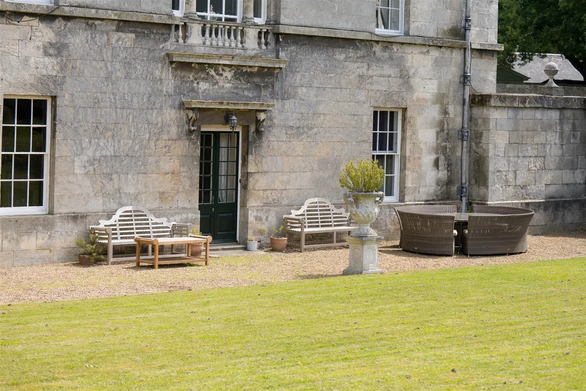 Wadworth Hall, Wadworth