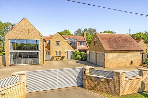Pytchley Road, Orlingbury, NN14 photo 1