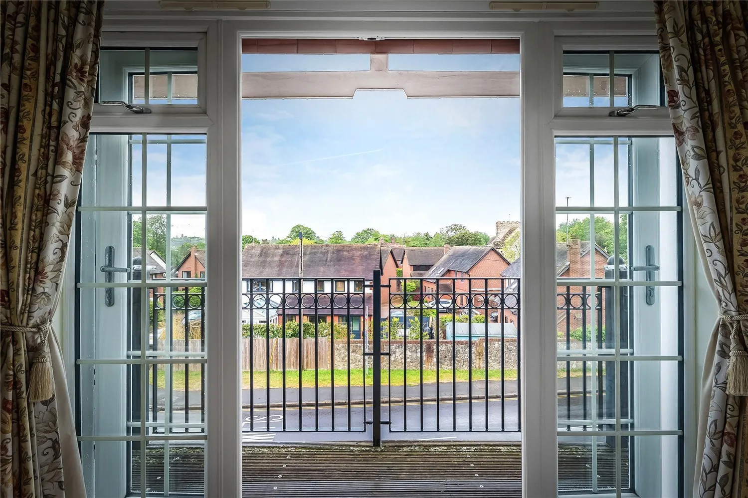 Station Approach, Oxted, RH8 photo 8