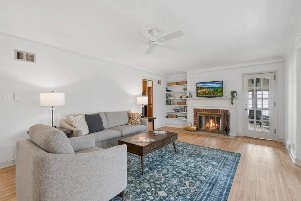 2212 W 53rd St, Minneapolis, MN 55419
