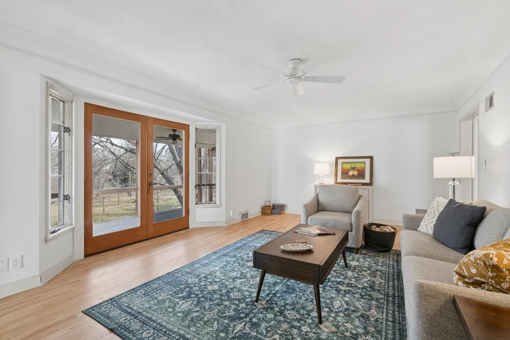 2212 W 53rd St, Minneapolis, MN 55419