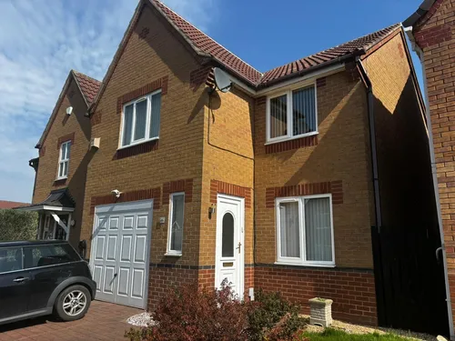 Collingtree Avenue, Winsfordphoto