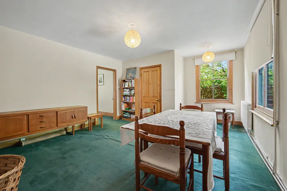 Property carousel item 5