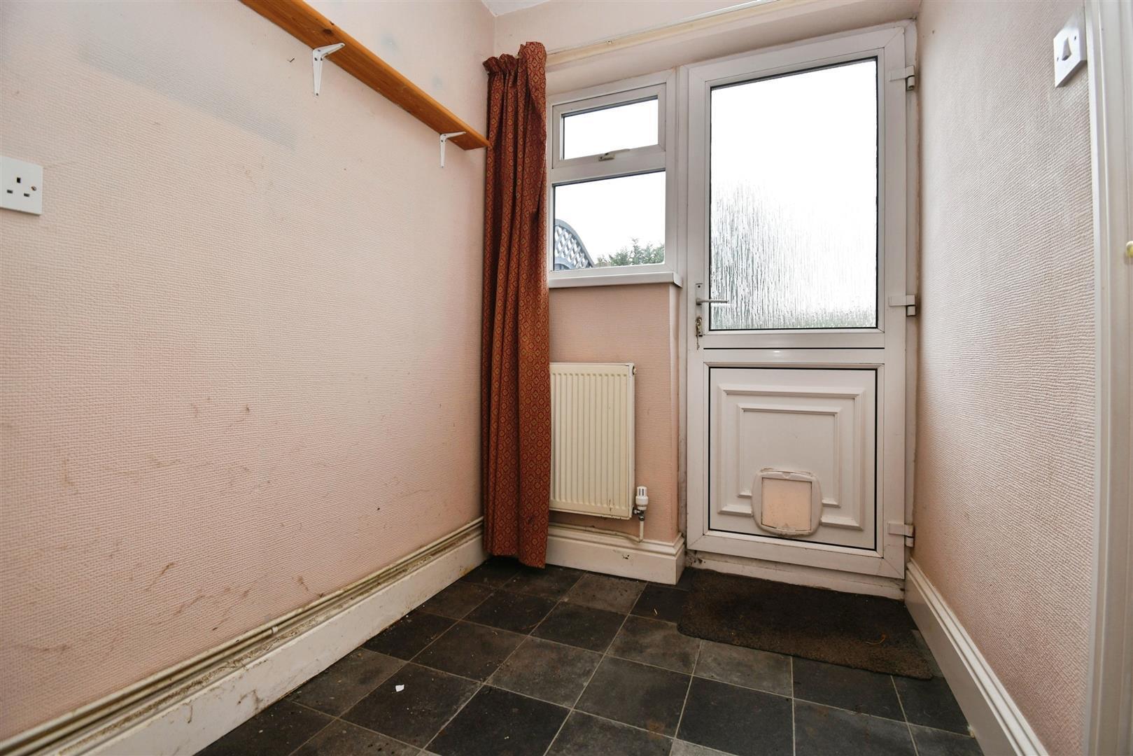 East Ella Drive, Hull Image 9