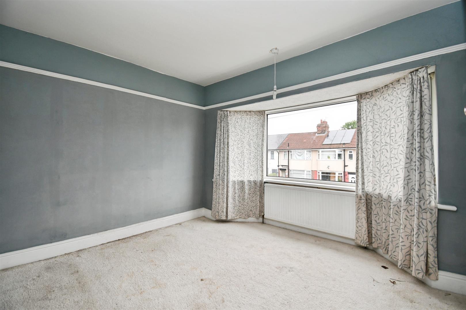 East Ella Drive, Hull Image 10