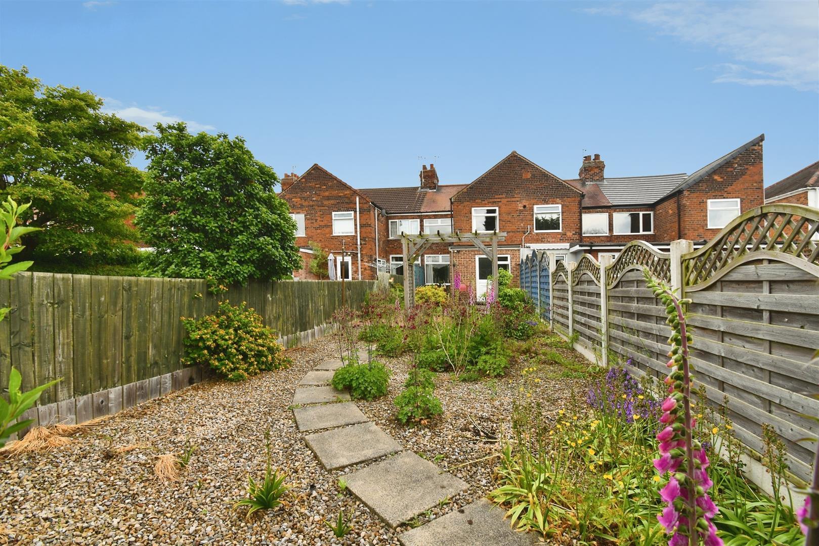 East Ella Drive, Hull Image 15