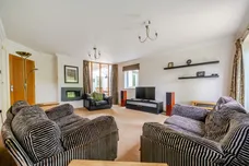 Bristol Road, Thornbury, BS35 photo 10