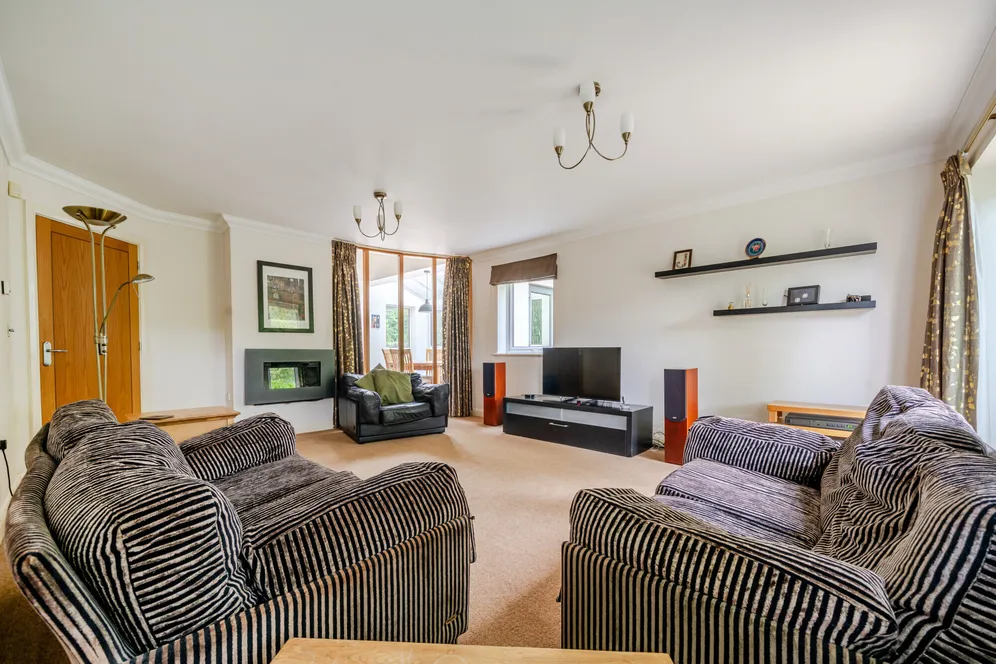 Bristol Road, Thornbury, BS35 photo 10