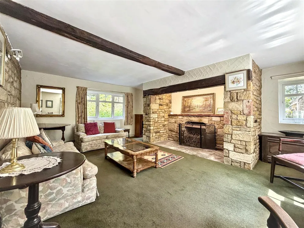 Property carousel item 4
