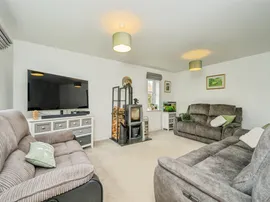 Tutbury Hollow, Ashbourne thumb 3