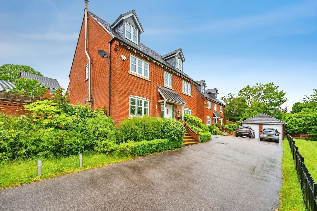 Tutbury Hollow, Ashbourne