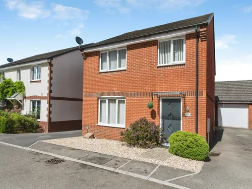 Winder Crescent, Tivertonphoto