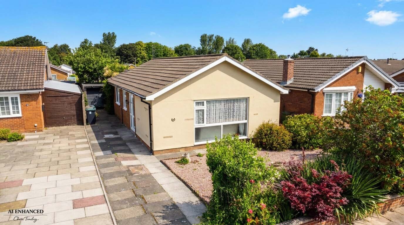 Surrey Close, Southport, PR9 Image 1
