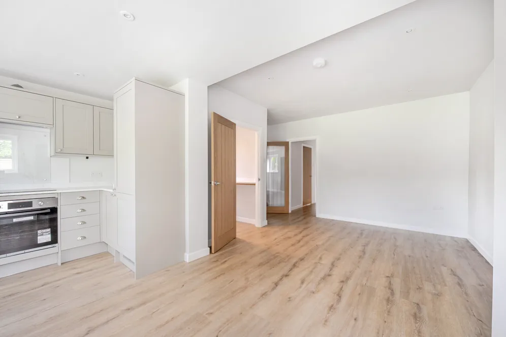 London Road, Wendover, HP22 photo 5