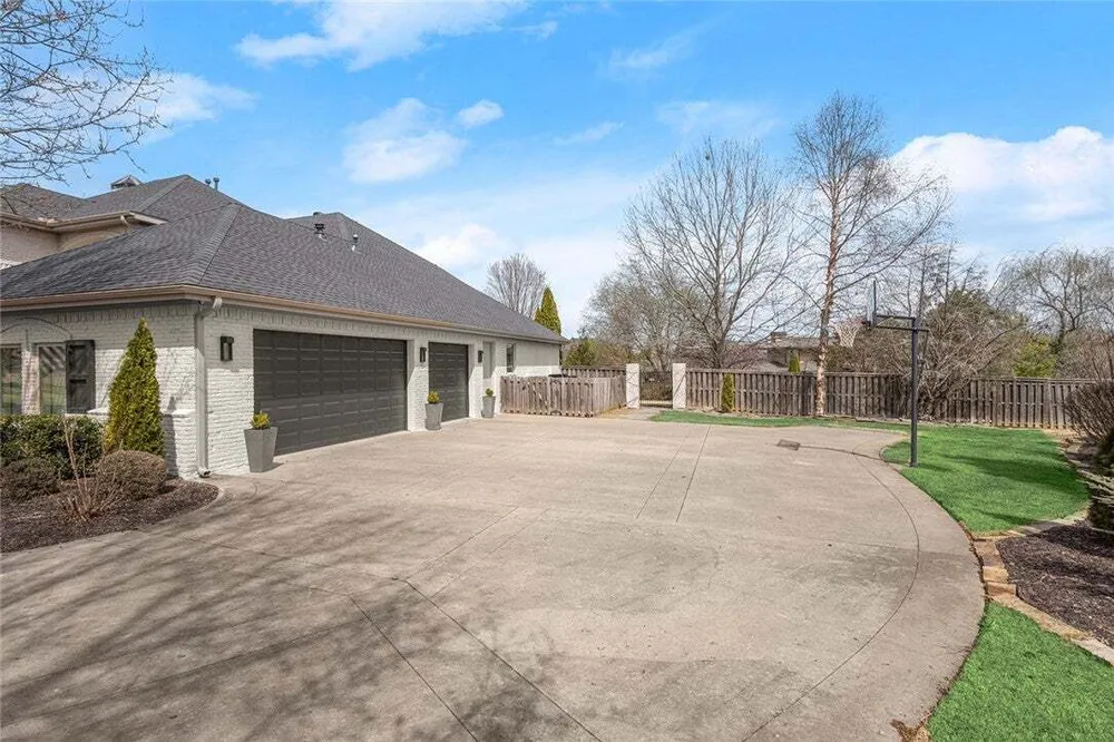 4109 Caerleon Circle, Bentonville, AR 72713