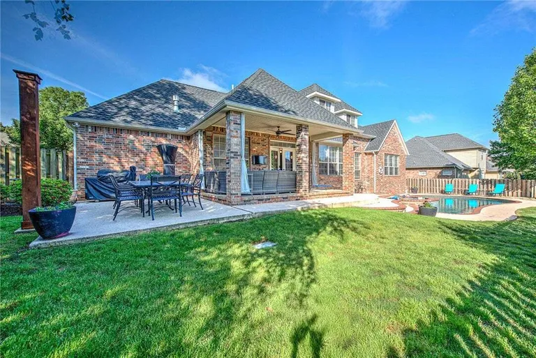 6605 SOUTH WILLOWRIDGE LANE, Rogers, AR 72758
